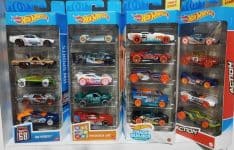 Pacote 5 Carros Sortidos, Hot Wheels, Mattel - não é possível escolher as cores