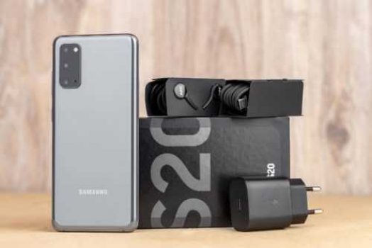 Samsung Galaxy S20 Cinza, com Tela Infinita de 6,2”, 4G, 128GB, Câmera Tripla de 64MP+12MP+12MP - SM-G980FZAJZTO