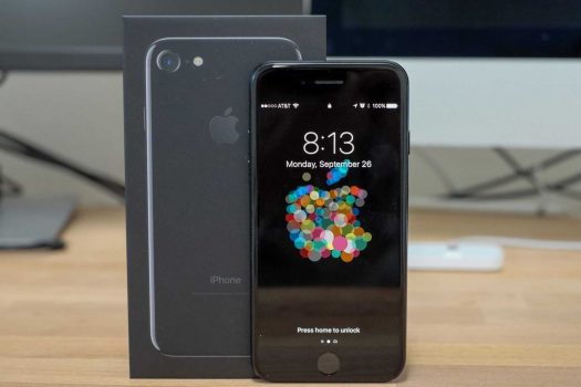 Apple iPhone 7 Tela LCD Retina HD 4,7” iOS 13 32 GB – Preto Matte