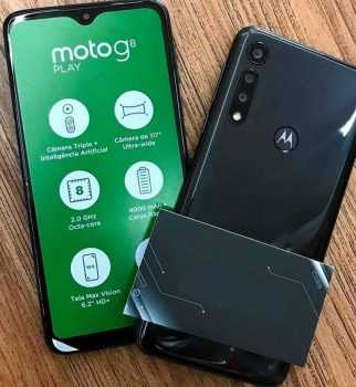 Smartphone Moto G8 Play 32GB Dual Chip Android Tela 6.2" 4G Wi-Fi Câmera 13MP + 8MP + 2MP - Vermelho Magenta