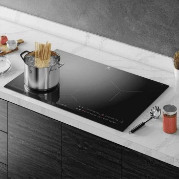 Cooktop de Indução 4 Zonas Unicook Preto Electrolux (IE80P) - 220V
