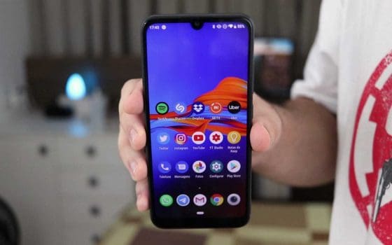 Smartphone Motorola Moto E6 Plus 64GB Dual Chip Android Pie - 9.0 Tela 6.1” Helio P22 4G Câmera 13Mp + 2MP - Azul Netuno