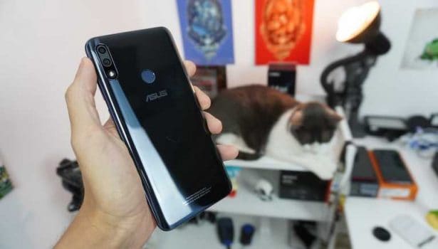 ZenFone Max Pro M2 64GB Titanium 4G Octa-Core - 4GB RAM Tela 6,26” Câm. Dupla + Selfie 13MP