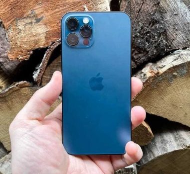 iPhone 12 Pro Apple 256GB 6,1” - Câm. Tripla 12MP iOS