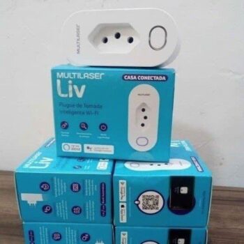 Plugue de Tomada Inteligente Wi-Fi Compátivel com Alexa - Multilaser Liv - SE231