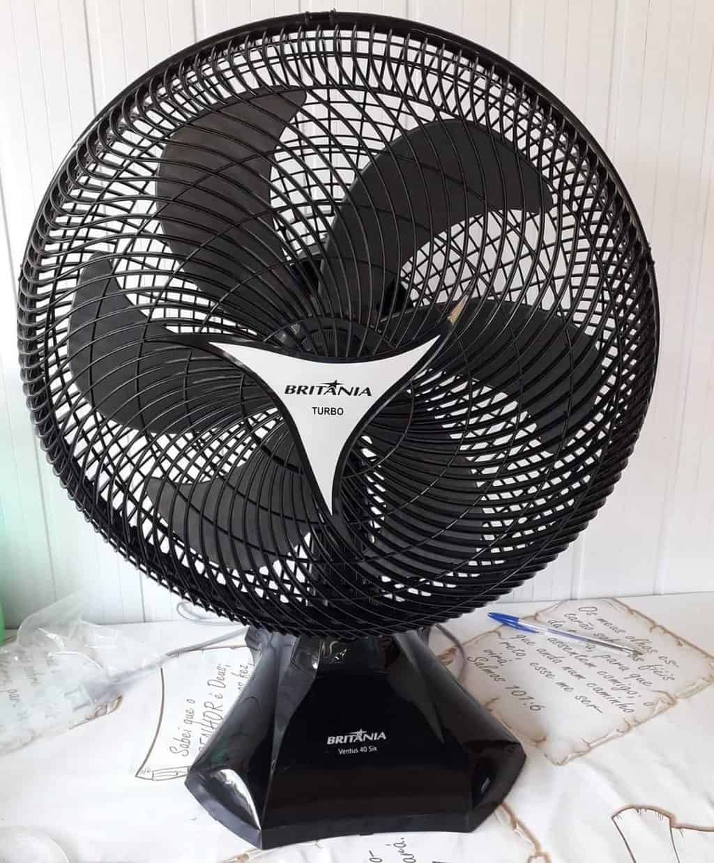 Ventilador De Mesa Britânia Super 40 Com 3 Velocidades, 6 Pás, 130W ...