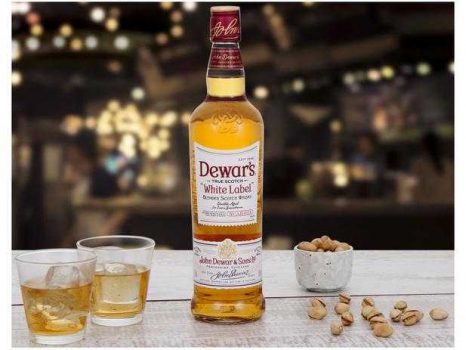 Whisky Dewars White Label Escocês 750ml