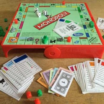 Jogo Monoply Grab & Go Monopoly - Hasbro