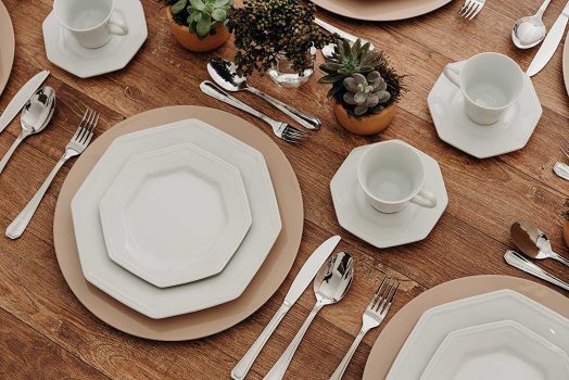 Serviço de Jantar Chá Café 42 peças em Porcelana. Modelo Octogonal Prisma. Branca. Fabricado pela Schmidt.