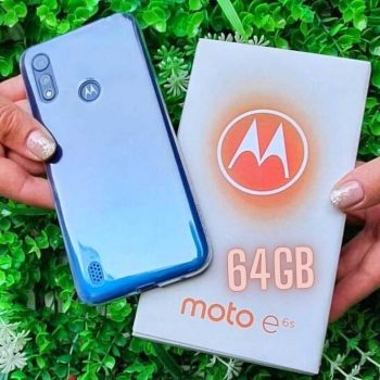 Smartphone Motorola E6s 64GB 4G Wi-Fi Tela 6.1'' Dual Chip 4GB RAM Câmera Dupla + Selfie 5MP - Vermelho Magenta