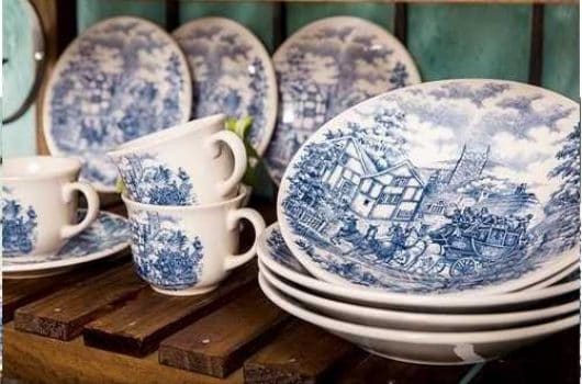 Aparelho de Jantar e Chá 20 Peças Biona Cena Inglesa em Cerâmica – Branco/Azul