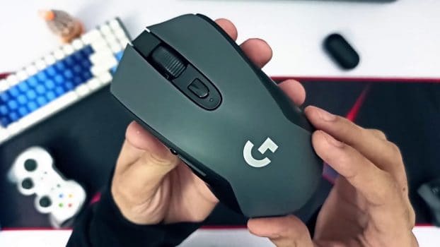 Mouse Gamer Sem Fio Logitech G603 LIGHTSPEED com 6 Botões Programáveis e Até 12.000 DPI