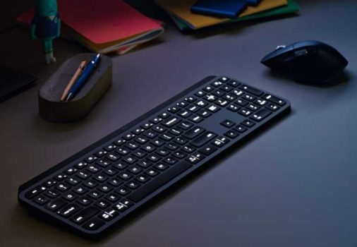 Teclado sem fio Logitech MX Keys com Iluminação Inteligente, USB Unifying ou Bluetooth para até 3 dispositivos, Recarregável
