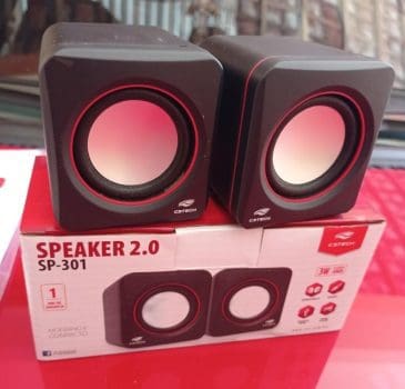 Speaker C3Tech SP-301 Preto - Sistema de audio 2.0 P2 Com Blindagem Eletromagnética alimentação via porta USB