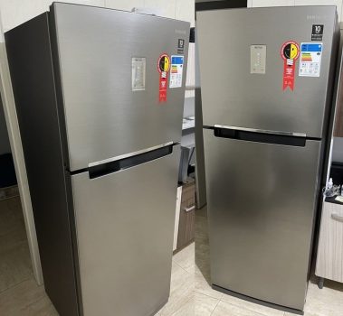Geladeira/Refrigerador Samsung Frost Free Inverter - Duplex Inox Look 385L PowerVolt Evolution RT38