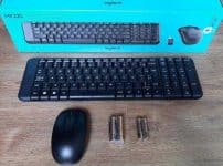 Kit Teclado e Mouse Sem Fio Logitech MK220