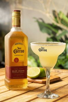 José Cuervo Tequila Especial Gold 750ml