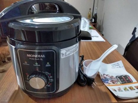 Panela de Pressão Elétrica Mondial, Pratic Cook 3L, 127V, Preto, 3L, 700W - PE-47-3L-I