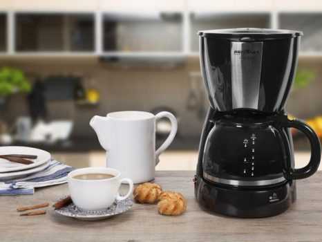 Cafeteira Elétrica Britânia CP30 Preta - 30 Xícaras