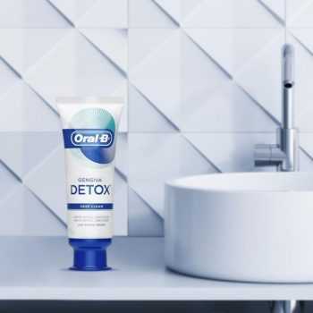 Creme Dental com Flúor Oral-B Deep Clean - Gengiva