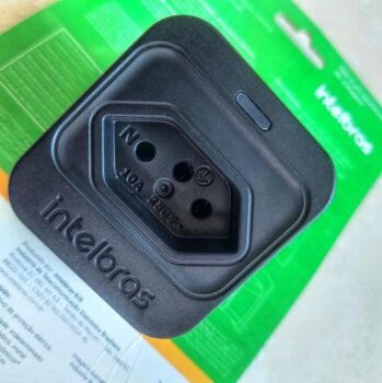 Dispositivo De Proteção Elétrica Intelbras EPS 301 Preto