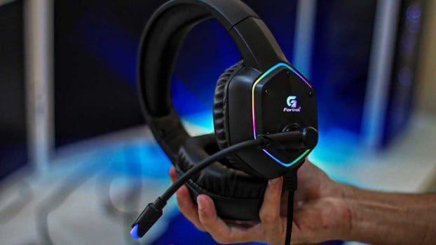 Headset Gamer RGB Blackfire Preto FORTREK