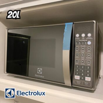 Micro-ondas Electrolux 20L cor Inox Espelhado com Função Tira Odor (MT30S) - 220V