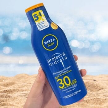 NIVEA SUN Protetor Solar Protect & Hidrata FPS 30 200ml - Com toque seco, rápida absorção e resistente à água, esse protetor solar oferece alta proteção ao sol e promove hidratação à pele