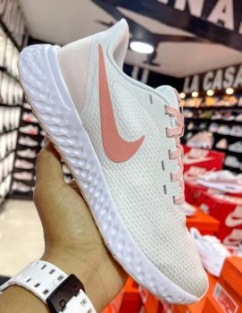 Tênis Nike Revolution 5 Feminino
