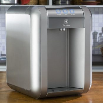 Purificador de água Electrolux - Gelada, Fria e Natural Elétrico Touch (PE11X)