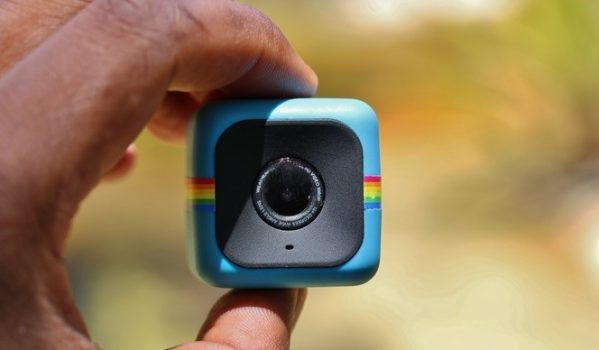 Câmera de ação Full HD Cube Polaroid Azul