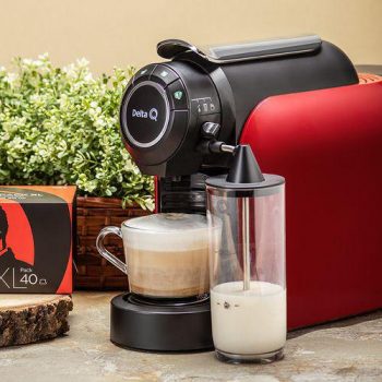 Cafeteira Delta Q, Milk Qool Evolution, Vermelha, 110V