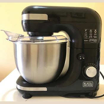 ORBITALE - 750W POTÊNCIA, 8 VELOC., TIGELA 5L AÇO INOX, 3 BATEDORES, PRETO, 220V