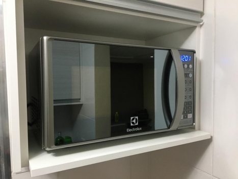 Forno Micro-ondas Electrolux Mt30s Silver 20 Litros 220v