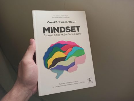 Mindset: A nova psicologia do sucesso Capa comum – Edição padrão