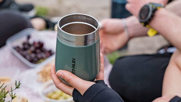 Stanley Copo de aço inoxidável GO, copo de vinho isolado a vácuo de aço inoxidável de 300 ml, 5 horas de frio, 1,5 horas de calor e 20 horas geladas