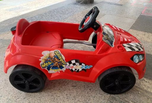 Veiculo a Pedal Roadster, Brinquedos Bandeirante, Vermelho/Preto