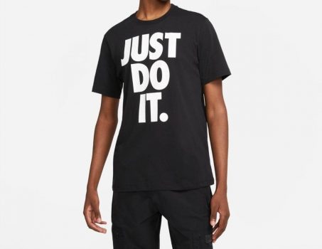 Camiseta Nike Sportswear Masculina