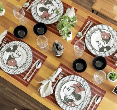 Aparelho de Jantar Cerâmica 12 Peças Mickey e Minnie – La Cuisine + Disney