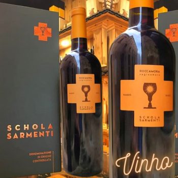 Vinho Tinto Schola Sarmenti Roccamora Negroamaro Doc Nardo 750 ml Chiarli 1860 Negroamaro