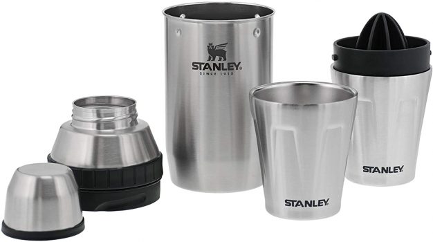 Stanley Adventure Happy Hour 2X, conjunto de coqueteleira multifuncional com misturador, 2 copos de aço inoxidável, mandril cítrico e tampa jigger