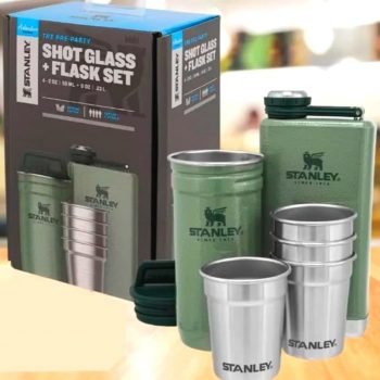 Stanley Conjunto de presente de vidro de shot e lutador de aço inoxidável. Pacote de aventuras ao ar livre com 4 copos de metal, frasco de uísque de 236 ml e estojo de transporte para viagem