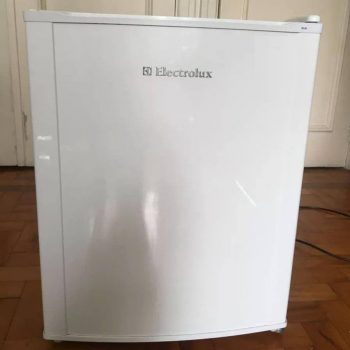 Frigobar Electrolux Uma Porta 80L Branco (RE80) 127V