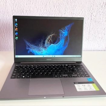 Notebook Samsung Book Intel Core i3 4GB 1TB - 15,6” Full HD Windows 11 NP550XDA-KV1BR