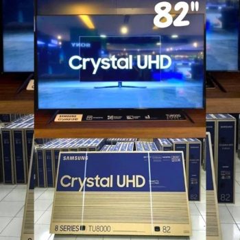 Smart TV Samsung Crystal UHD TU8000 4K 82, Borda Infinita, Visual Livre de Cabos e Wi-Fi - UN82TU8000GXZD"