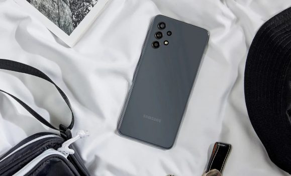 Smartphone Samsung Galaxy A13, 128GB, 4GB RAM, Tela Infinita de 6.6", Câmera Quádrupla Traseira, Bateria de 5000 mAh e Processador Octa Core