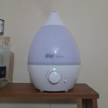 Umidificador de Ar Luminária com Difusor de Aromas WAP AIR FLOW Bivolt Sistema Ultrassônico Aromatizador de Ambientes