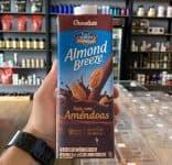 Alimento com Amêndoas Sabor Chocolate Almond Breeze, Piracanjuba, 1L