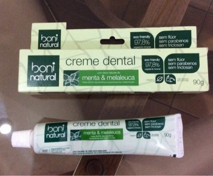 Creme Dental com óleos naturais de Menta e Melaleuca Vegano e Natural, Sem Flúor, Sem Triclosan, Boni Natural, Branco