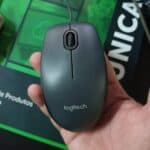 Mouse com fio USB Logitech M90 com Design Ambidestro e Facilidade Plug and Play